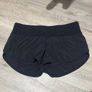 lululemon speed up shorts low rise